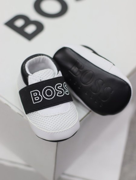 حذاء بيبي BOSS