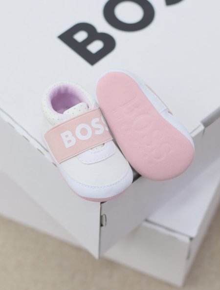 حذاء BOSS بيبي