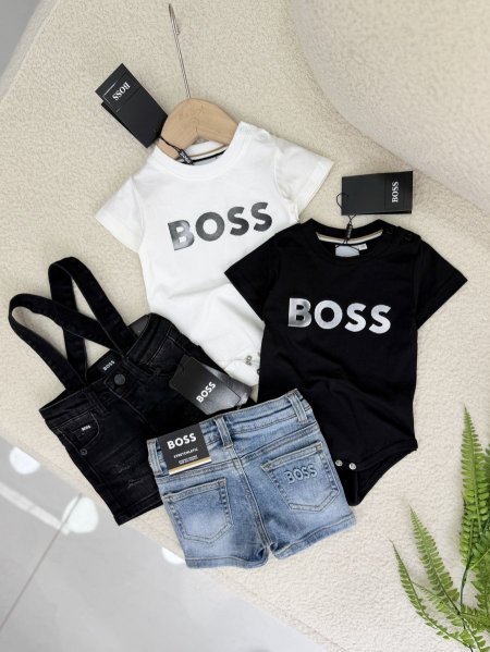 طقم بيبي بشيالات BOSS 6809