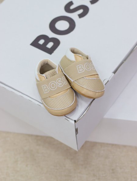 حذاء بيبي BOSS