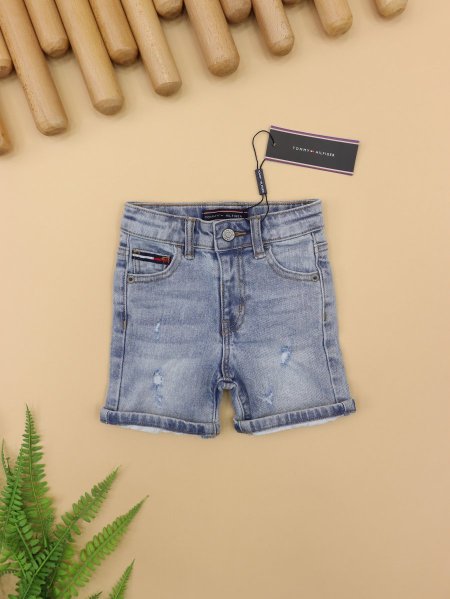 شورت جينز ولادي tommy hilfiger
