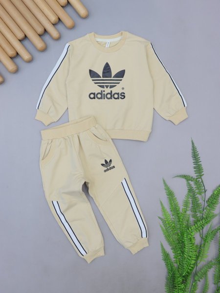 بدلة Adidas خريفي