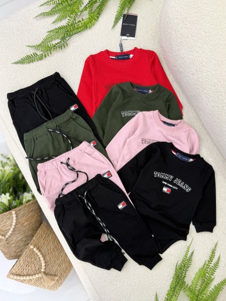 بدلة بيبي ربيعي tommy hilfiger 6738