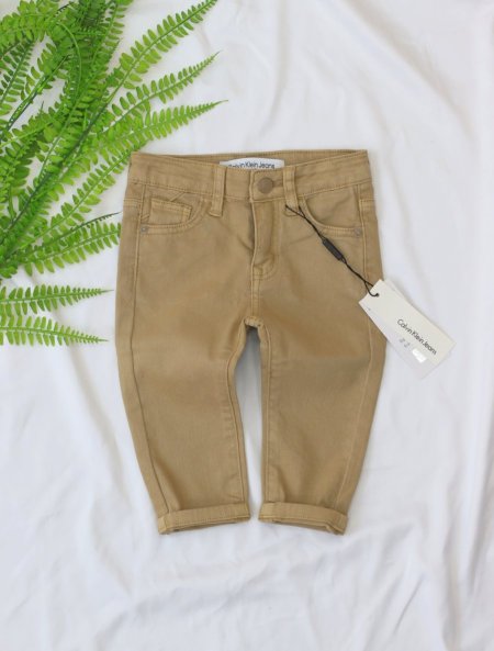 بنطلون Calvin Klein ولادي