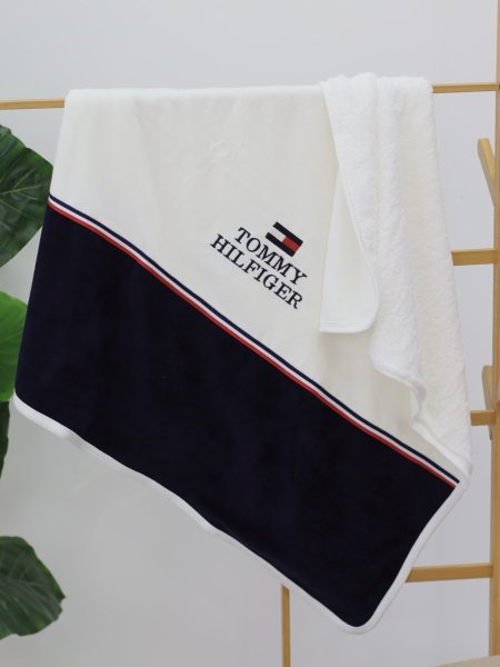 حرام بيبي مخمل tommy hilfiger
