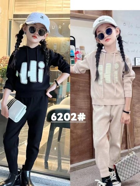 بدلة صوف بناتي 6202