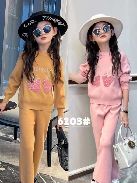 بدلة صوف بناتي 6203