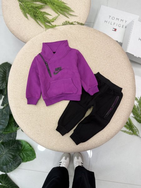 بدلة فوتر Nike