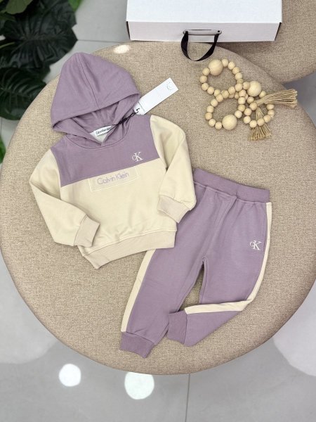 ليلكي مع بيج