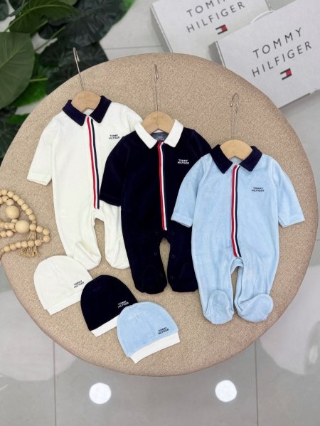 افرهول بيبي مخمل Tommy Hilfiger